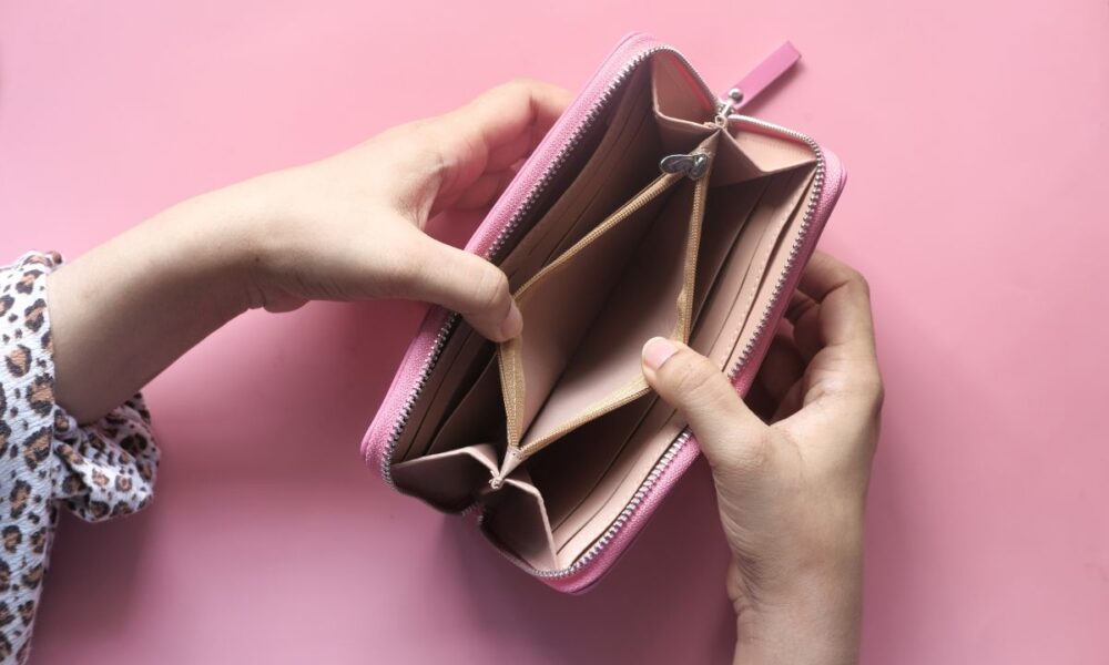 42% Of Americans Live Paycheck To Paycheck; 58% Fear Outliving Savings