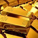 U.S. Gold Futures Shatter $4,000 Barrier Amid Shutdown, Rate-Cut Bets