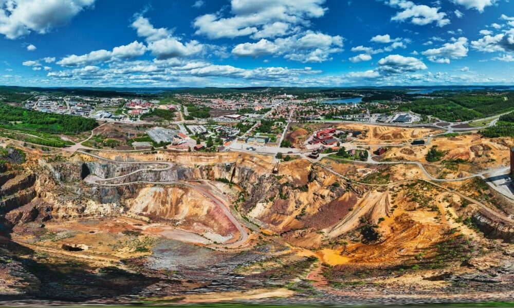 U.S. And Australia Announce $2B Critical Minerals Deal To Cut China Reliance