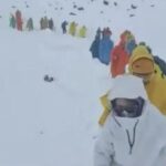 Blizzard On Mount Everest: 350 Hikers Rescued, 200 Still Stranded