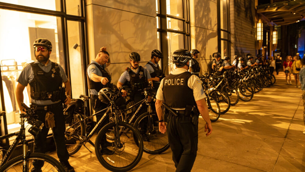 DHS: Mexican Cartels Offering Bounties To Kill Immigration Agents In Chicago