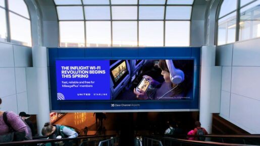 United Airlines Launches First Starlink-Equipped Mainline Flight