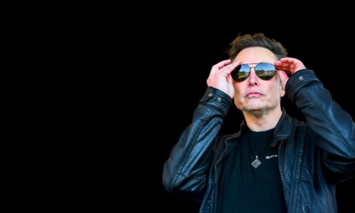 Tesla Shareholders Greenlight Musk’s $1 Trillion Payday: History’s Richest CEO Deal