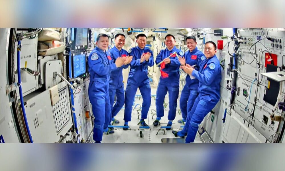 Space Debris Delay Chinese Astronauts’ Return From Tiangong Station