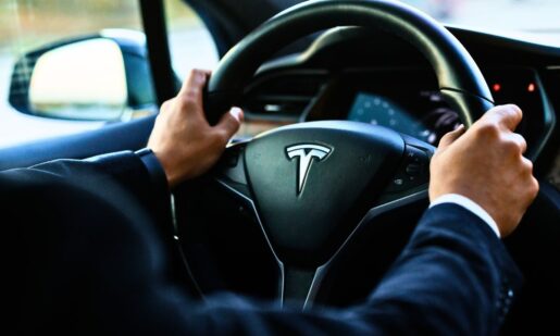 Tesla’s Wild Ride: CarPlay Tease, Powerwall Fire Scare, And Stock Skid After Musk’s Mega-Pay