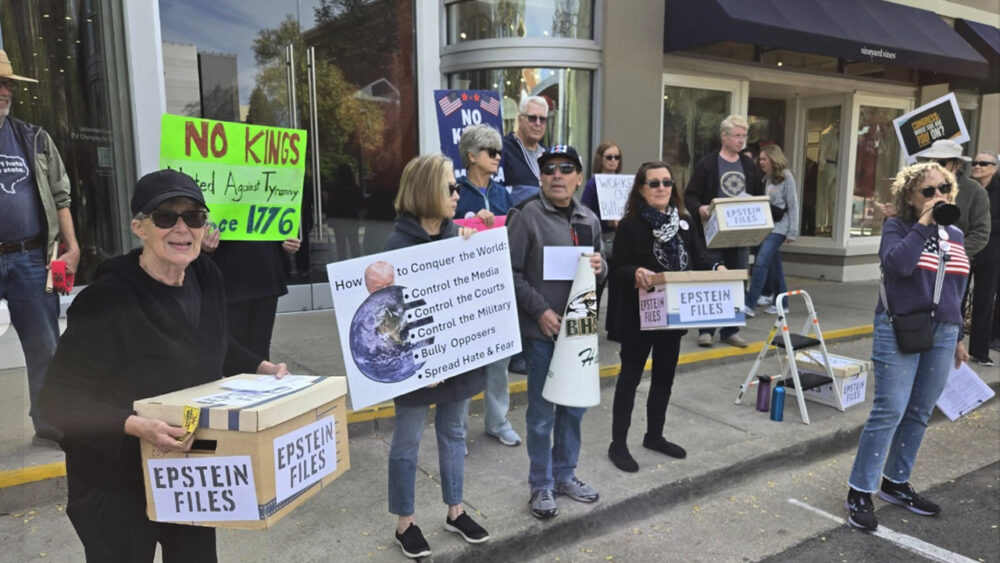 ‘No Kings’ Protests Draw Small Crowds Across North Texas