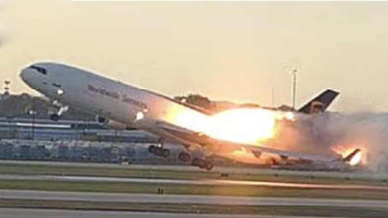 UPS MD 11 Fleet Grounded Following Deadly Crash ups-md-11-fleet-grounded-following-deadly-crash