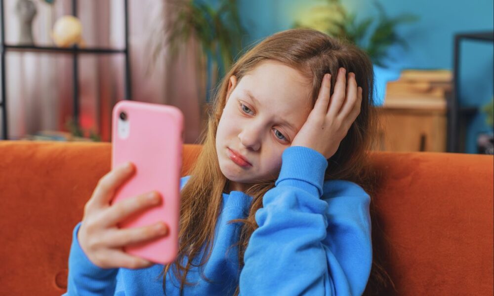 Down Under Goes Offline: Teens vs. The Social Media Nanny