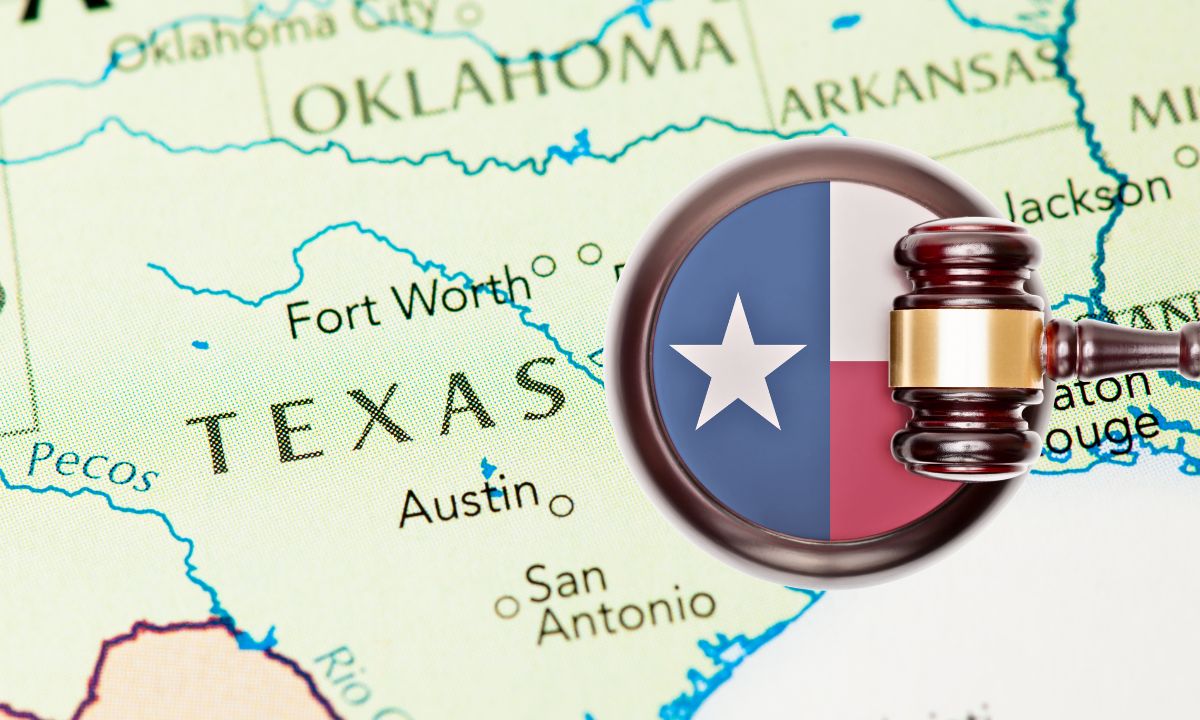 SCOTUS Upholds Texas Maps For 2026 SCOTUS Upholds Texas Maps For 2026 TX Court Concept Image By TX Map Background Image By Canva 