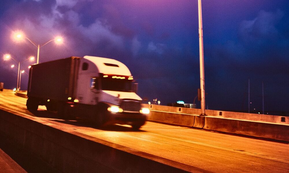 DOT Mandates English-Only CDL Tests