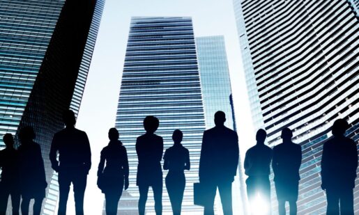 Economic Paper Argues H-1B Wage Gap Justifies High Fees For Employers