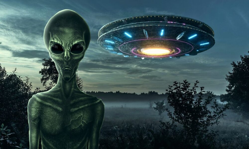“Stay Tuned! ” – White House Teases Alien Secrets With New Aliens.gov Domain