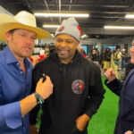 DXSN: Roy Jones Jr. Visit To Dallas Gym Turns Into Unexpected Ring Moment