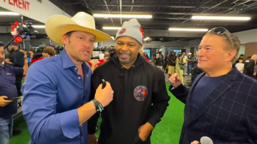 DXSN: Roy Jones Jr. Visit To Dallas Gym Turns Into Unexpected Ring Moment
