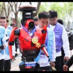 Humanoid Robot ‘Lightning’ Sets Half-Marathon Record Faster Than Any Human