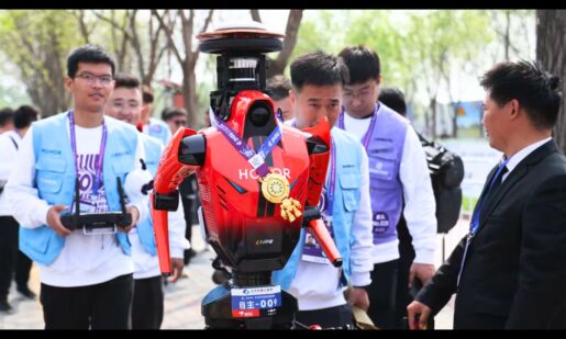 Humanoid Robot ‘Lightning’ Sets Half-Marathon Record Faster Than Any Human