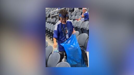 Japanese Fans Clean AT&T Stadium After Japan-Netherlands 2-2 Draw – World Cup Tradition