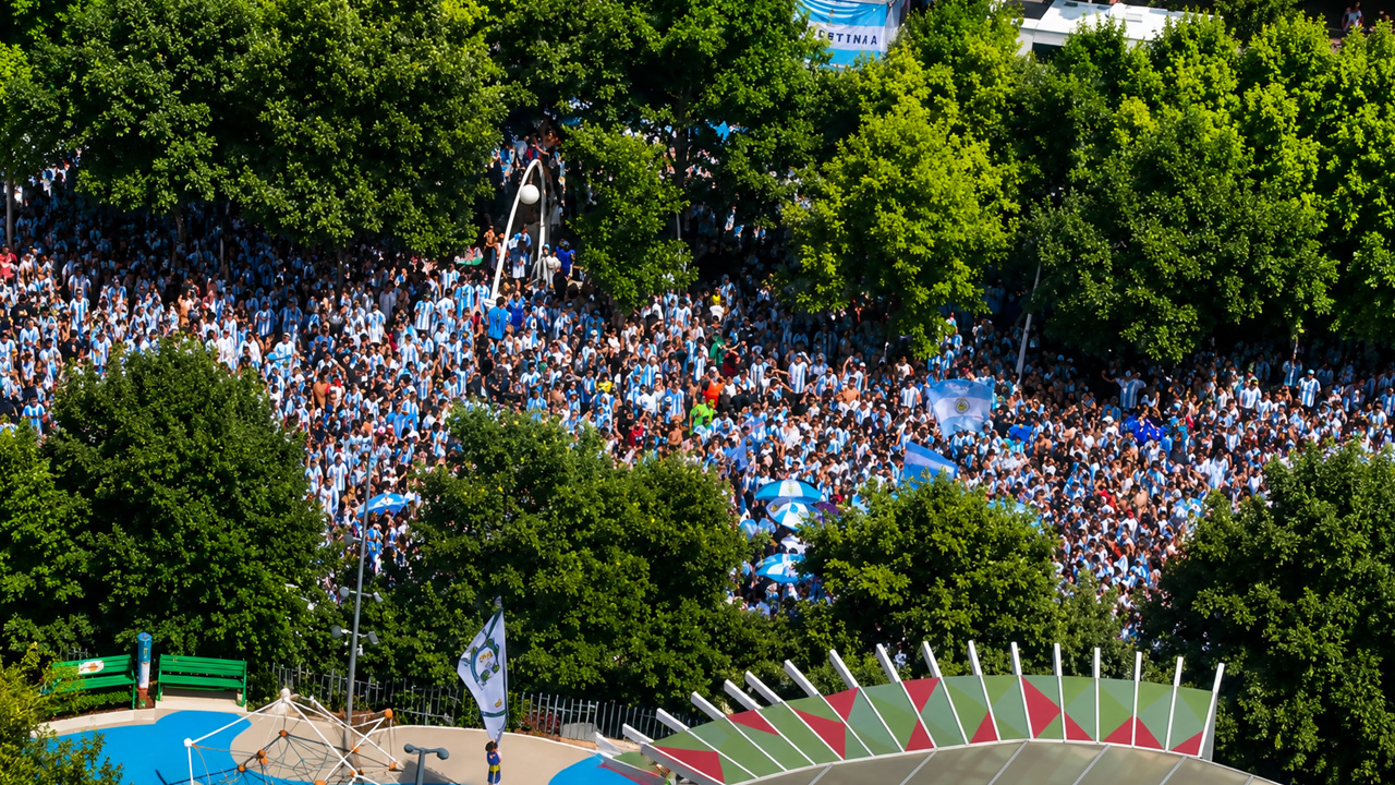 Messi Mania Hits Dallas As Argentina Fans Pack Klyde Warren Park