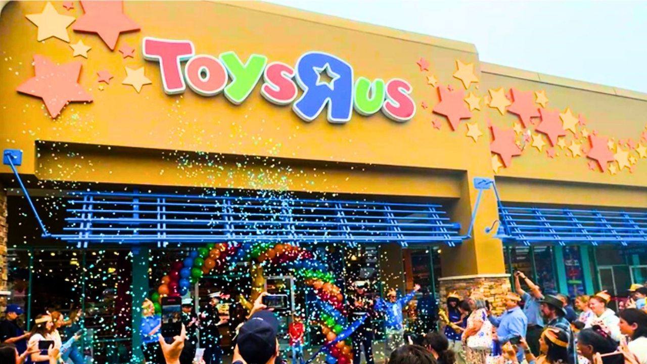 Toys 'R' Us 120-Store Expansion | O2O Opportunity for Toy Sellers