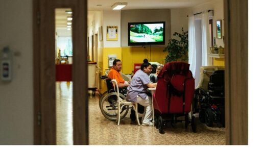 $275 Million Nursing Home Nurse Incentive Opens As Texas Projects 56,370 RN Shortfall By 2036