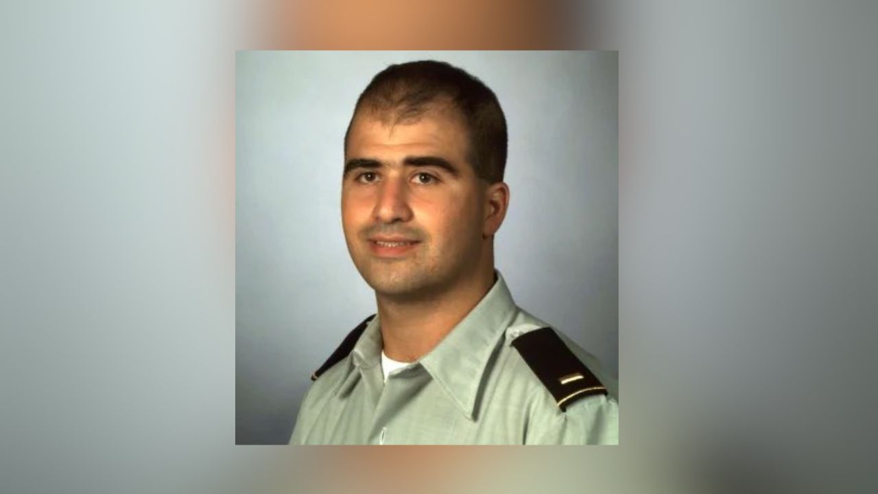 Trump Approves Firing-Squad Execution For Fort Hood Killer Nidal Hasan