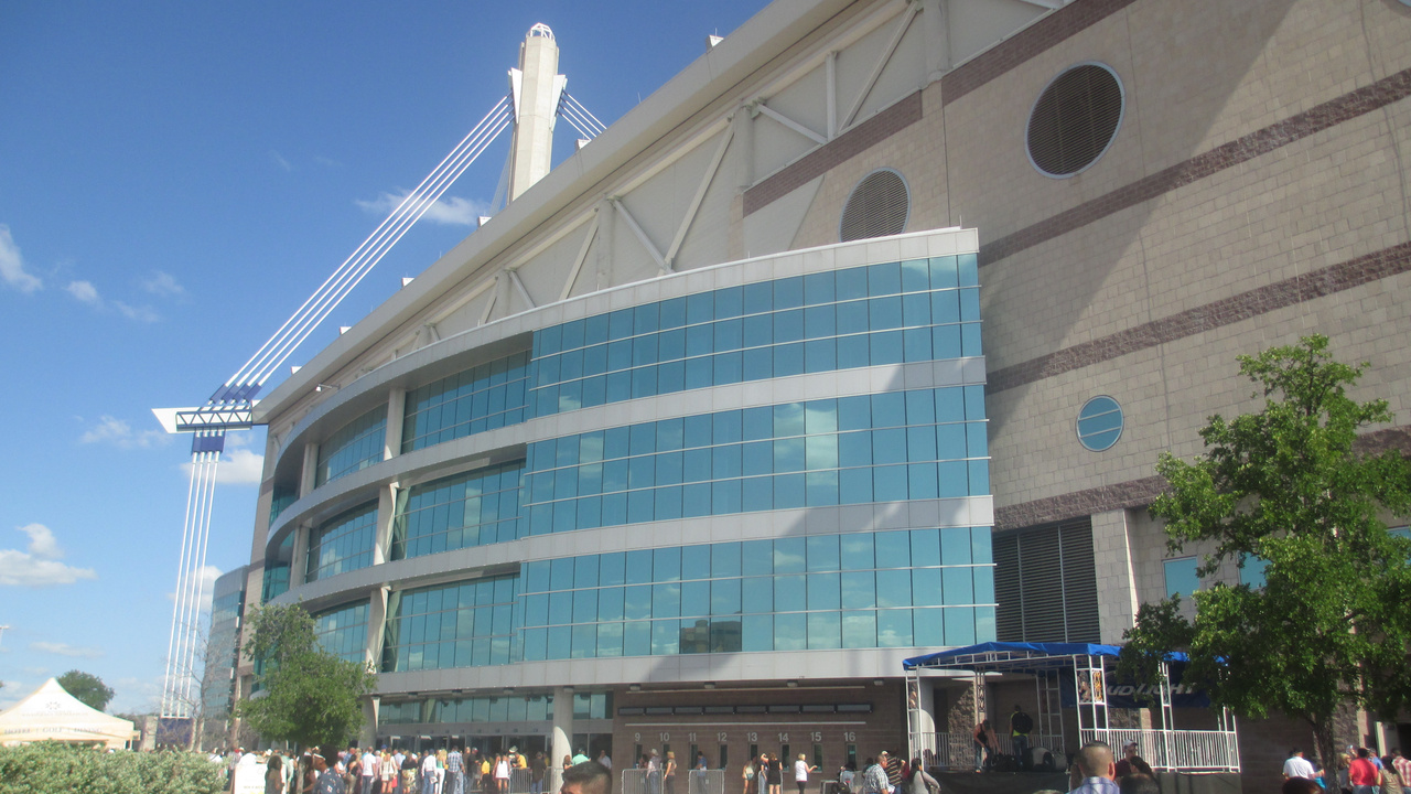 Decorated Airman Dies In Fall From Alamodome Rafters Before UTSA-Navy Game