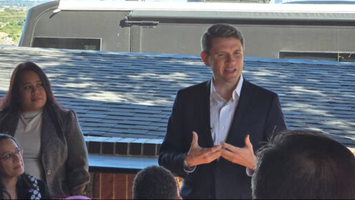 Talarico Woos Muslim Voters At Irving Gathering With North Texas Officials